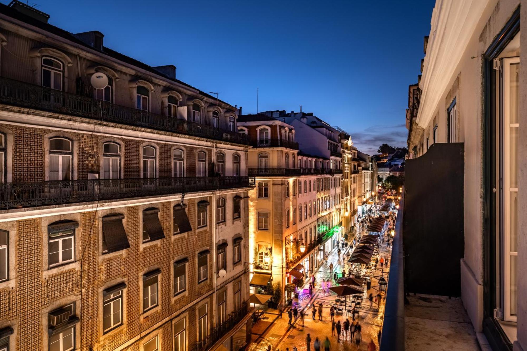 Apartment Lovely 2 Bedroom In The Heart Of Lissabon