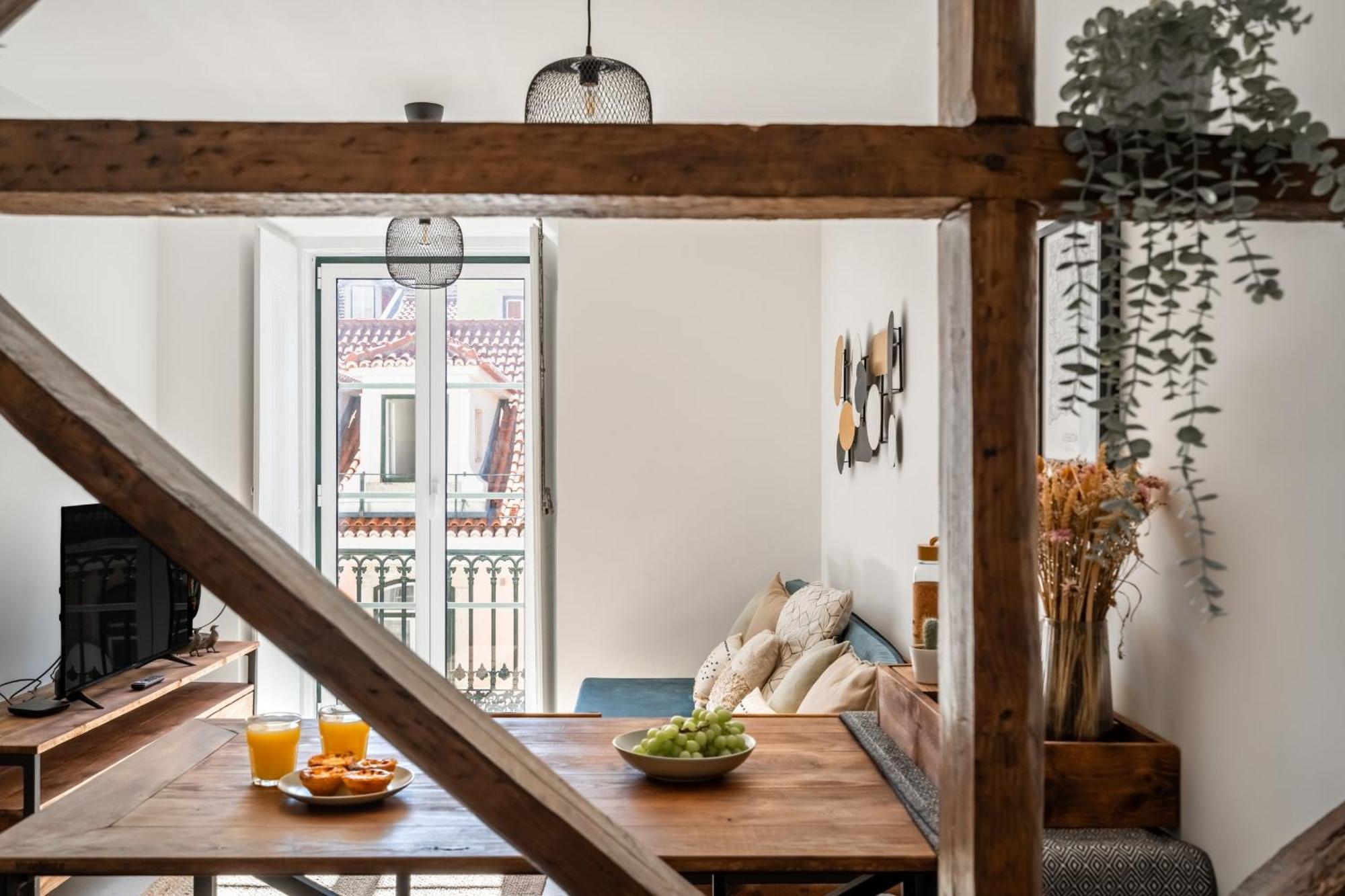 Apartment Lovely 2 Bedroom In The Heart Of Lissabon